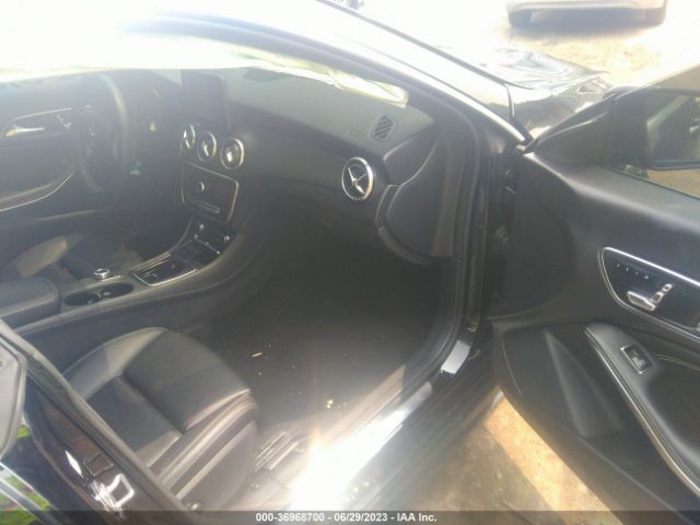 2018 MERCEDES-BENZ CLA WDDSJ4GB4JN689913 Photo 4