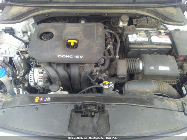Hyundai ELANTRA SE 2017 5NPD84LF7HH086200 Image 10