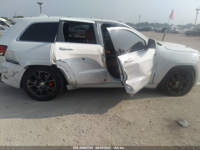 1C4RJFDJ4EC274849 Jeep Grand Cherokee Srt