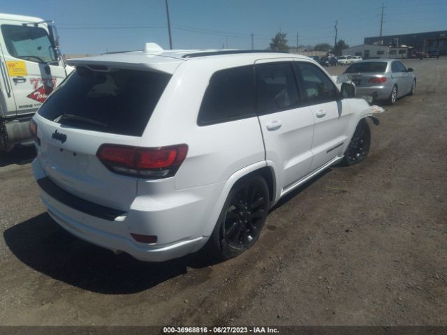 1C4RJEAGXJC288820 Jeep Grand Cherokee Altitude