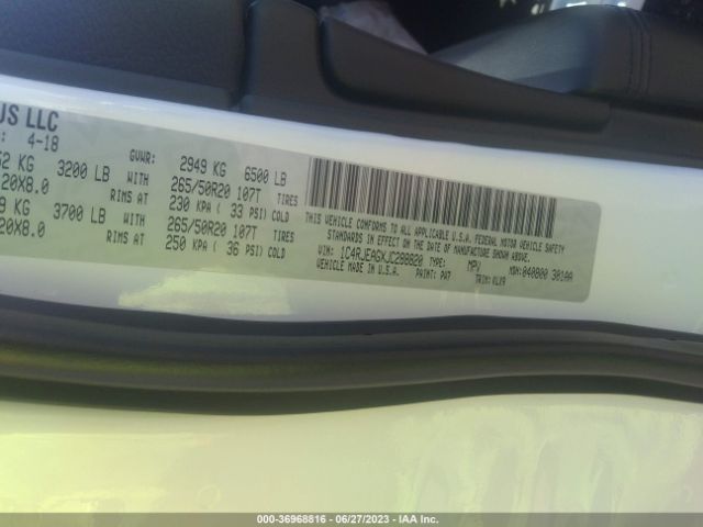 1C4RJEAGXJC288820 Jeep Grand Cherokee Altitude