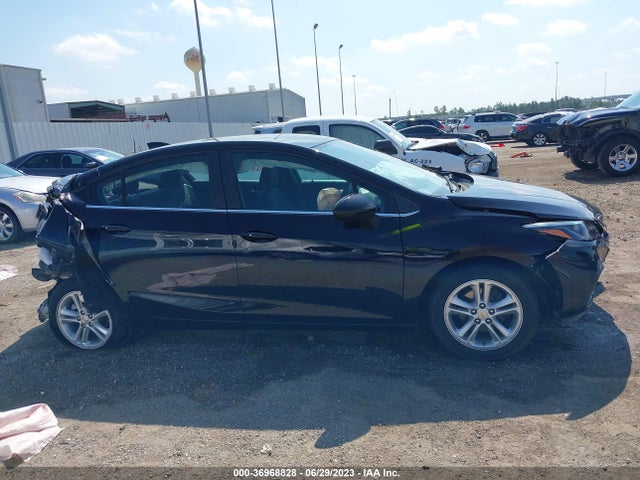 Chevrolet CRUZE LT 2018 1G1BE5SM6J7171487 Image 5