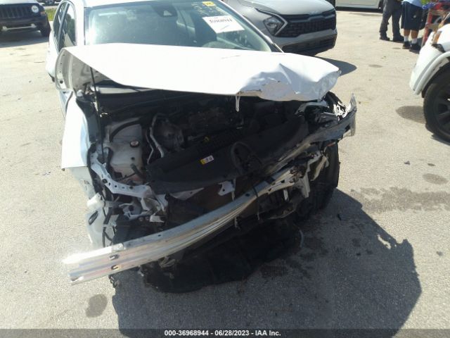 5YFEPMAE9MP243241 Toyota COROLLA LE