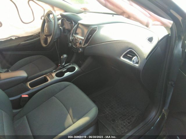 2017 CHEVROLET CRUZE 1G1BE5SM4H7196026 Photo 4