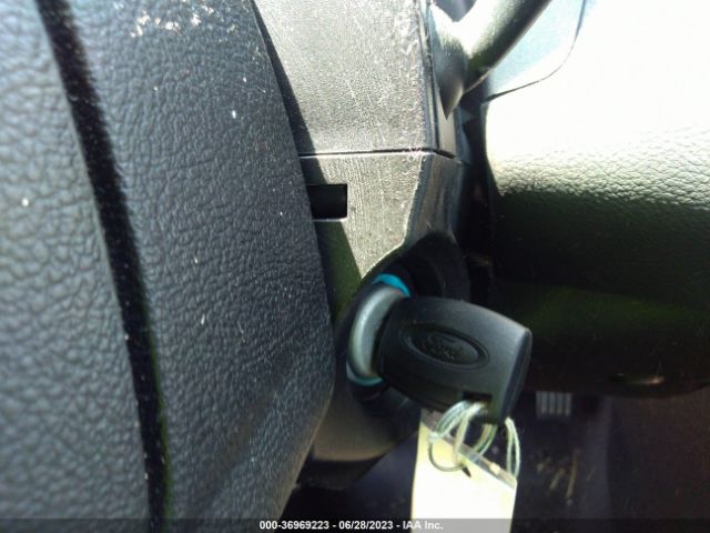 1FADP3E25HL303333 Ford FOCUS S