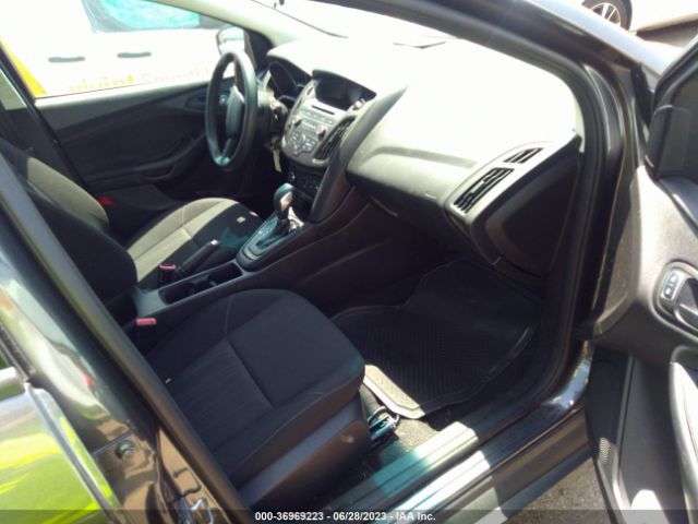 1FADP3E25HL303333 Ford FOCUS S