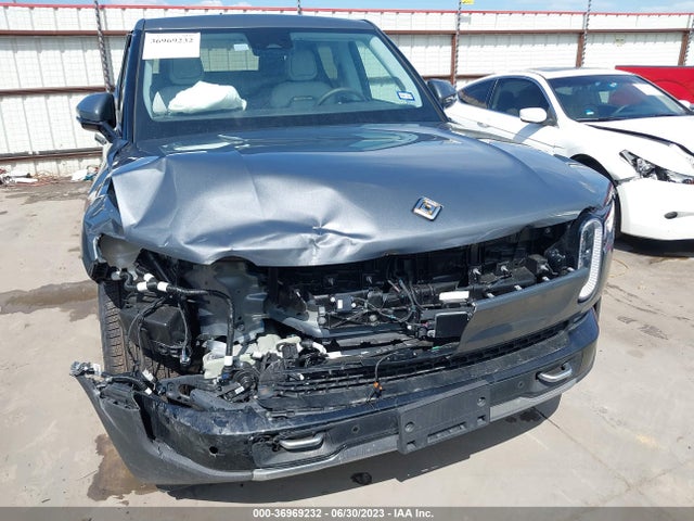 Rivian R1t Adventure Package 2023 7FCTGAAA9PN019711 Image 6