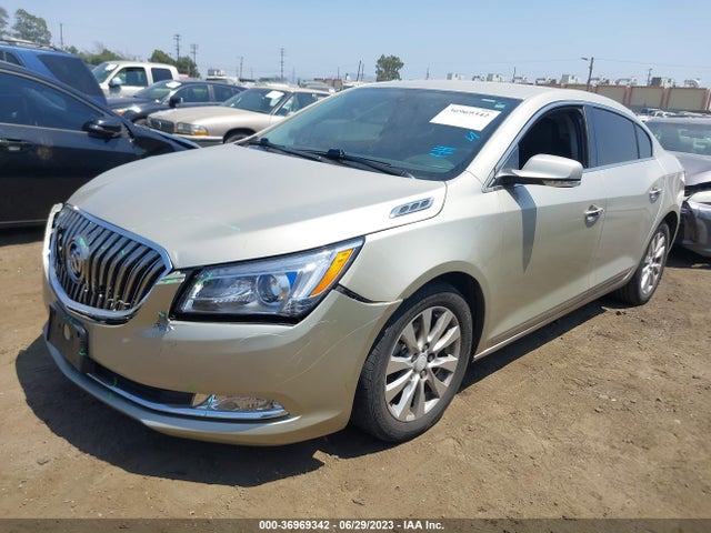 Buick Lacrosse Leather 2015 1G4GB5GR8FF260030 Image 2