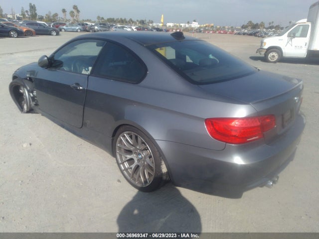 2011 BMW M3 VIN: WBSKG9C52BE797382