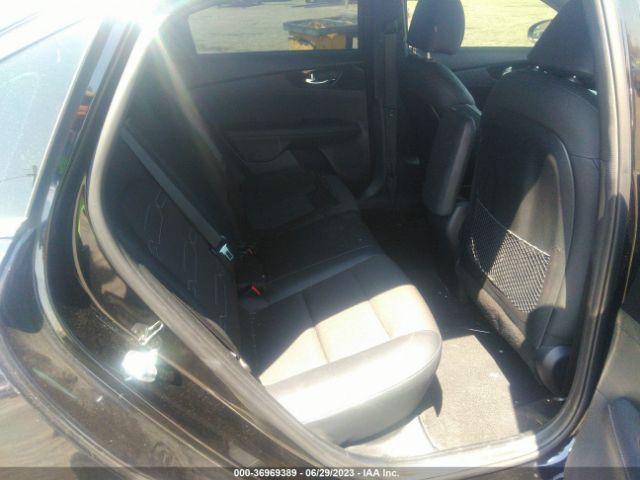 3KPF54AD7NE488981 KIA Forte Gt-line