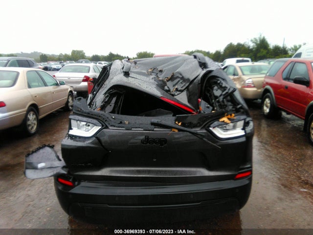 2023 Jeep Cherokee, VIN: 1C4PJMMBXPD113293