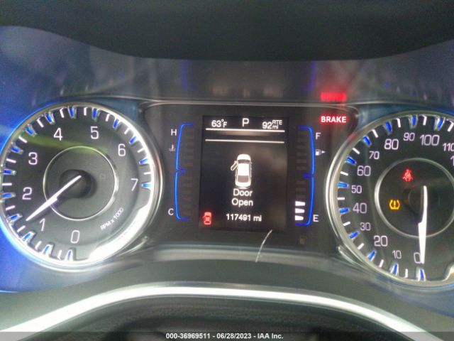 1C3CCCAB3GN136422 Chrysler 200 Limited