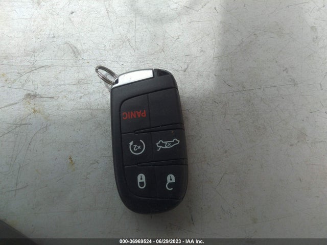 1C3CCCAB4GN178923 Chrysler 200 Limited