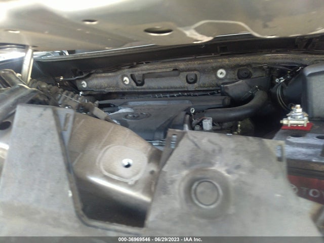 Toyota RAV4 SE 2018 JTMNFREV0JJ168794 Image 16