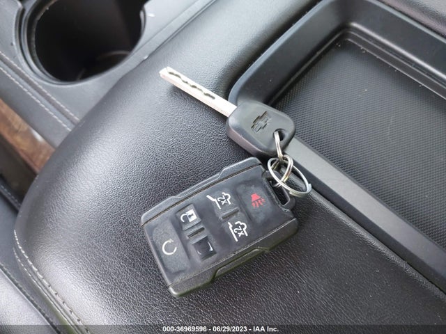 Chevrolet Tahoe Lt 2018 1GNSKBKC3JR118408 Image 3