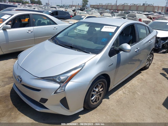 Toyota Prius Four 2016 JTDKARFU9G3023483 Image 2