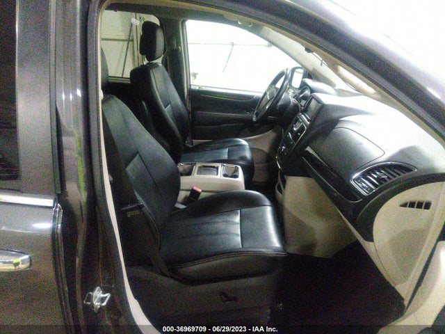 2C4RC1CG4FR574046 Chrysler Town & Country Touring-l
