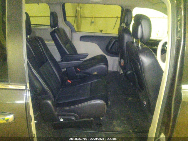 2C4RC1CG4FR574046 Chrysler Town & Country Touring-l