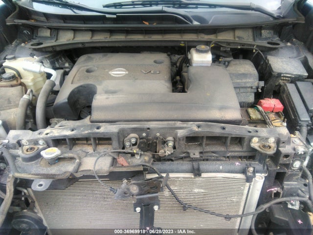 2015 NISSAN MURANO PLATINUM VIN: 5N1AZ2MH8FN270591