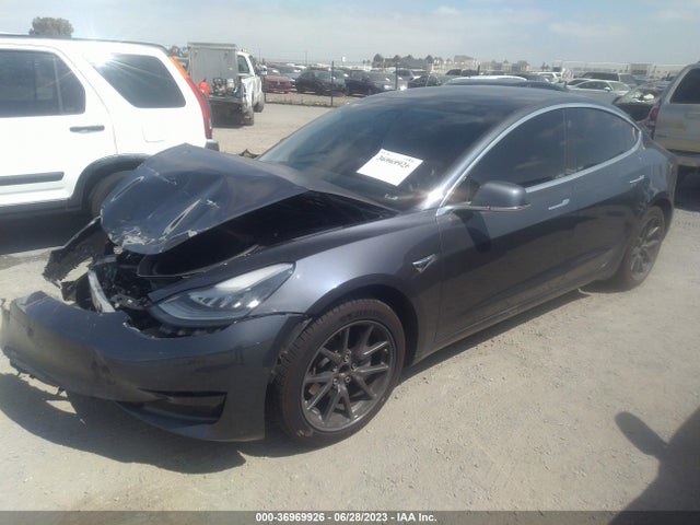 Tesla Model 3 Range 2019 5YJ3E1EA4KF400136 Image 2