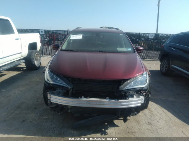 2018 CHRYSLER PACIFICA TOURING L VIN: 2C4RC1BG2JR246571
