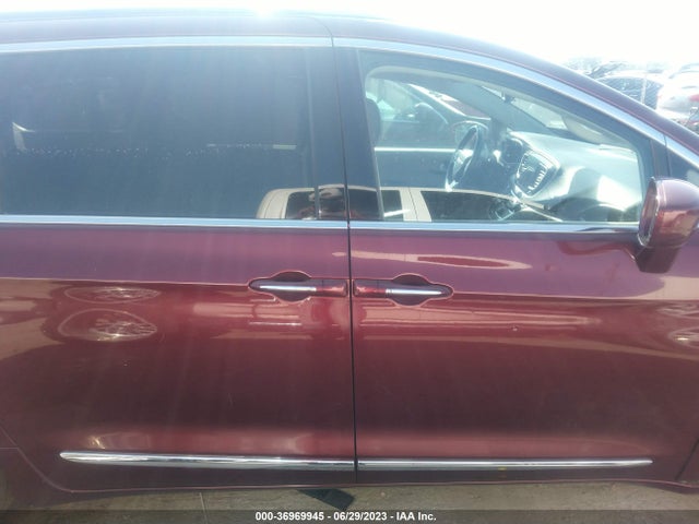 2018 CHRYSLER PACIFICA TOURING L VIN: 2C4RC1BG2JR246571