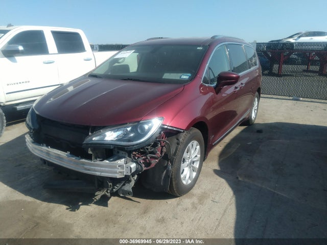 2018 CHRYSLER PACIFICA TOURING L VIN: 2C4RC1BG2JR246571