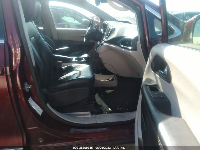 2018 CHRYSLER PACIFICA TOURING L VIN: 2C4RC1BG2JR246571
