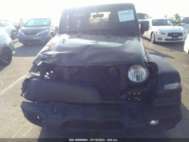 1C4HJXDN8NW128313 Jeep Wrangler Unlimited Sport S