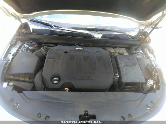 Chevrolet IMPALA LT 2018 2G1105S34J9122515 Image 10