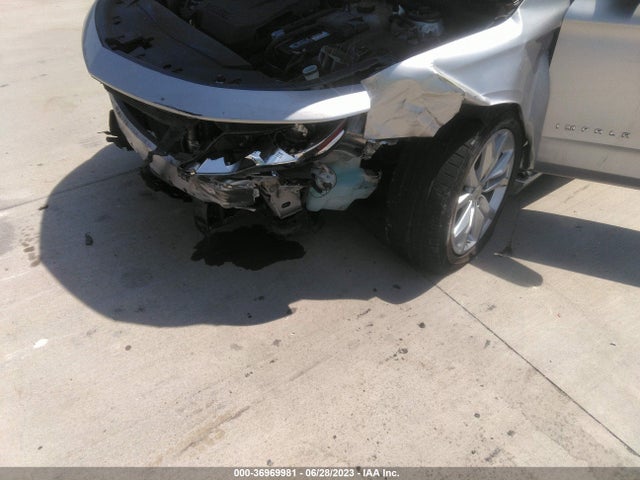 Chevrolet IMPALA LT 2018 2G1105S34J9122515 Image 6