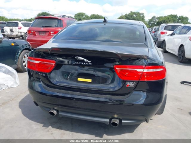SAJAD4BV4HA972930 Jaguar Xe 35t Premium