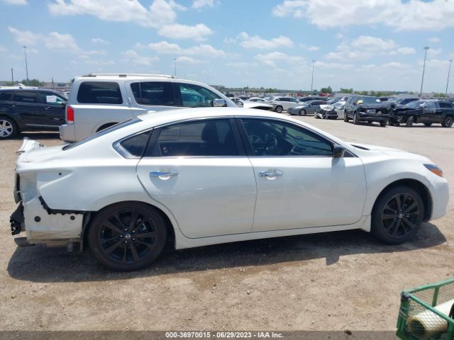 1N4AL3AP3JC472305 Nissan Altima 2.5 Sr