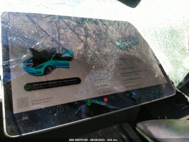 5YJ3E1EA4NF201821 Tesla MODEL 3