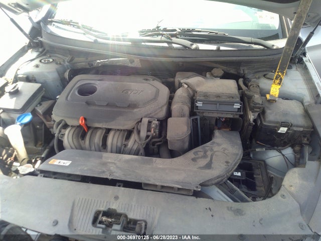 2015 HYUNDAI SONATA 2.4L SE VIN: 5NPE24AF5FH005717