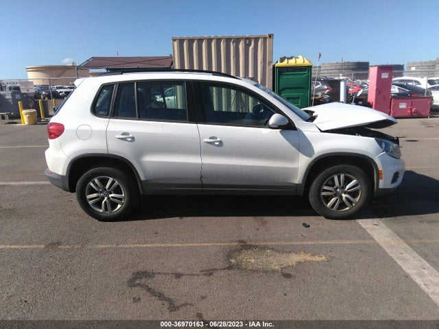WVGBV7AX3FW581753 Volkswagen TIGUAN S