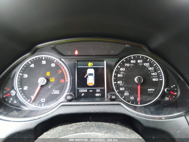 WA1LFAFP5EA013621 Audi Q5 Premium Plus