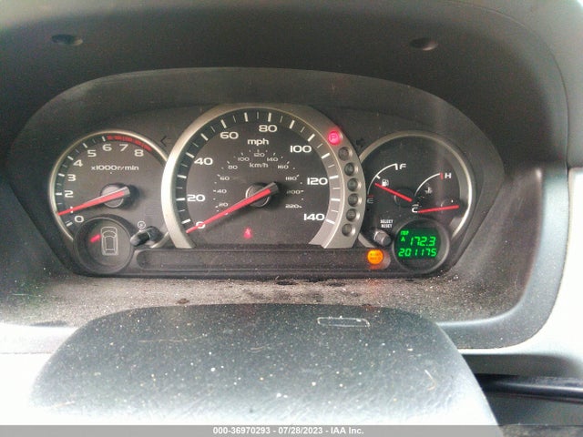 2004 HONDA PILOT EX VIN: 2HKYF18424H579189