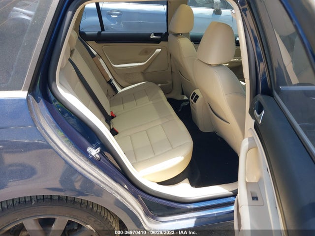 3VWPL7AJ6EM616017 Volkswagen Jetta Sportwagen Tdi W/sunroof