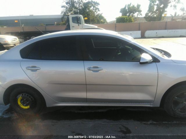 3KPA24AB6KE220453 KIA RIO LX