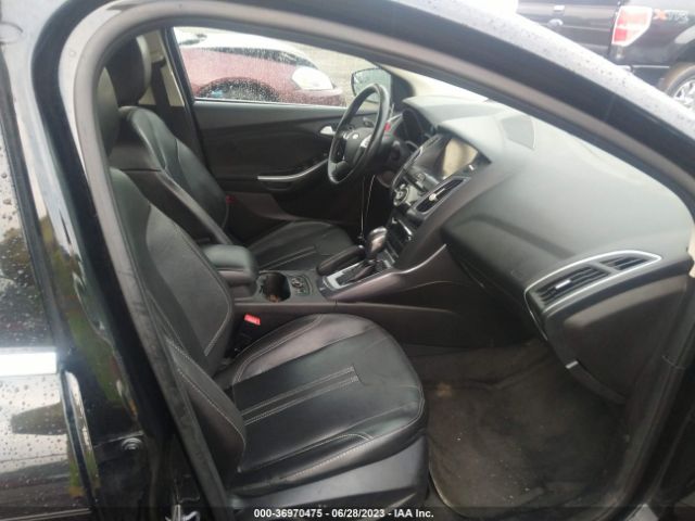 1FADP3J23EL223496 Ford Focus Titanium