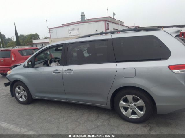 5TDKK3DCXES514791 Toyota SIENNA LE