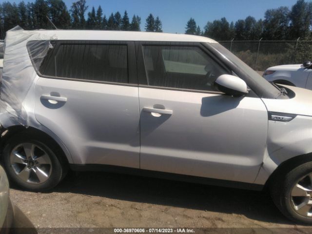 KNDJN2A26J7892054 KIA Soul Base