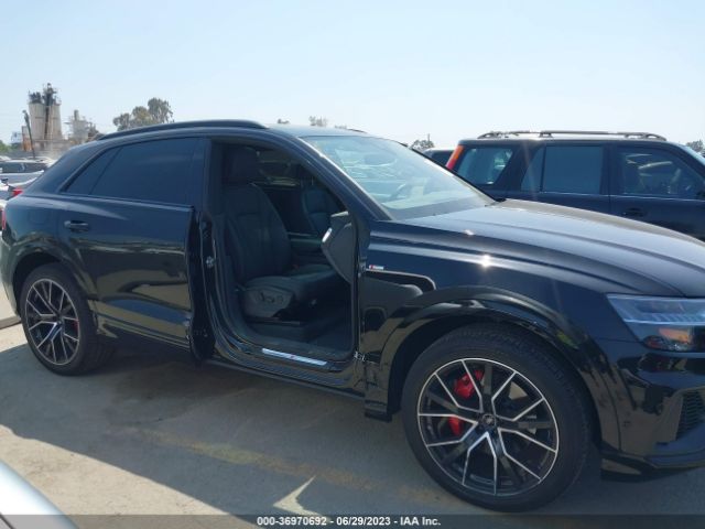 WA1EVBF11ND023607 Audi Q8 Premium Plus