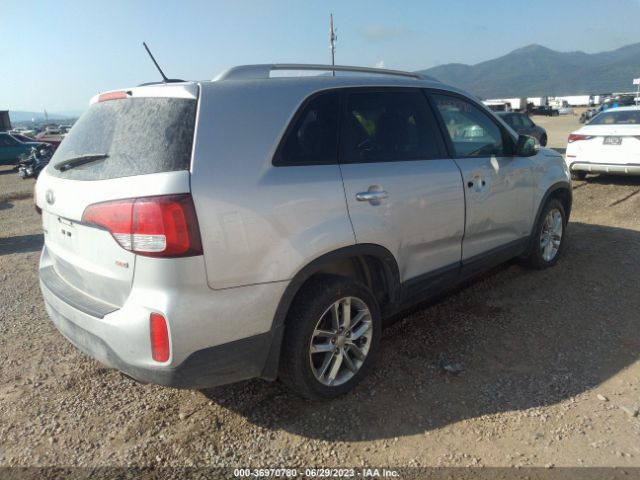 5XYKTDA70FG551096 KIA SORENTO LX