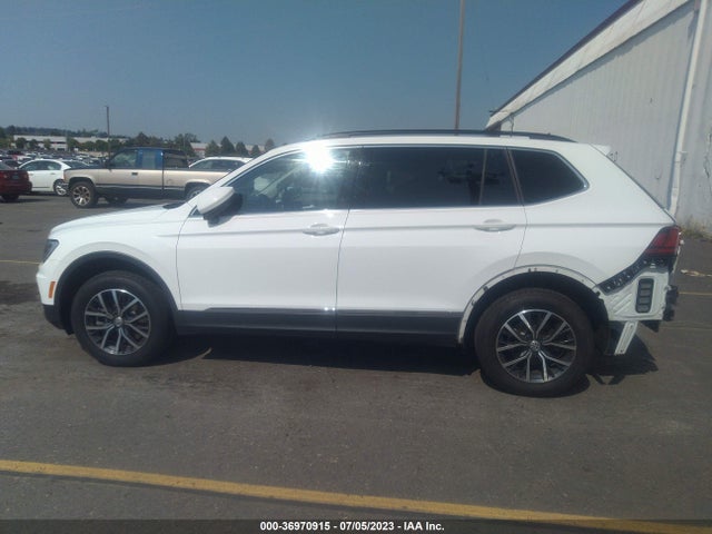 3VV2B7AXXLM147565 Volkswagen Tiguan Se/sel/se R-line Black