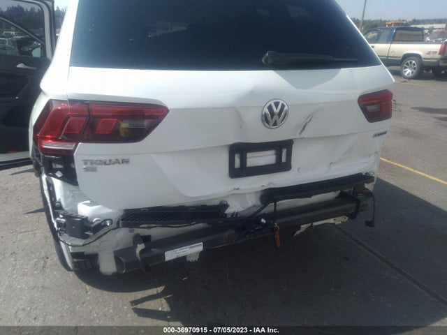 3VV2B7AXXLM147565 Volkswagen Tiguan Se/sel/se R-line Black