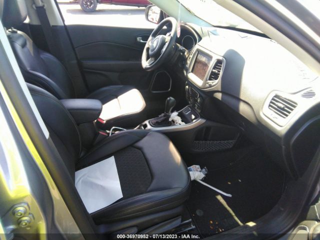 3C4NJCBB7HT668623 Jeep Compass Latitude
