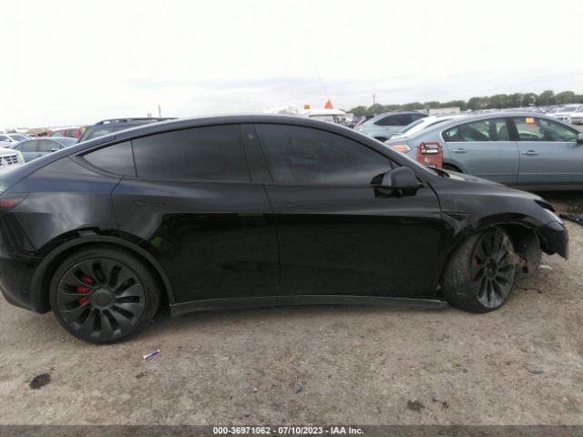 7SAYGDEF4NF502444 Tesla Model Y Performance