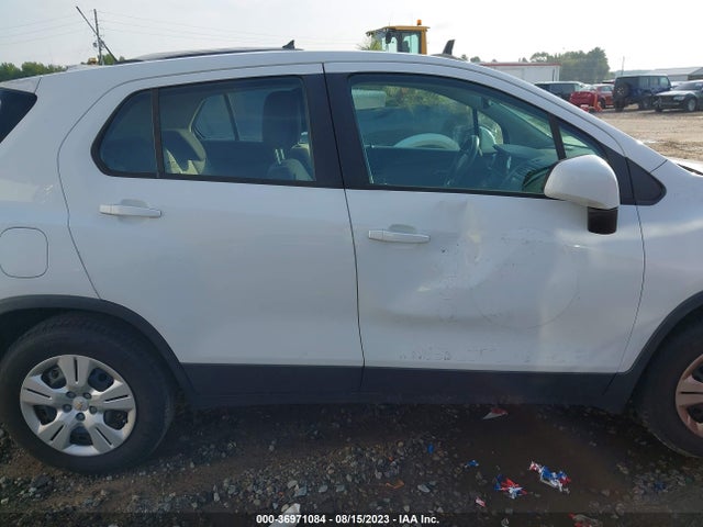 Chevrolet TRAX LS 2016 KL7CJKSB9GB504904 Image 13